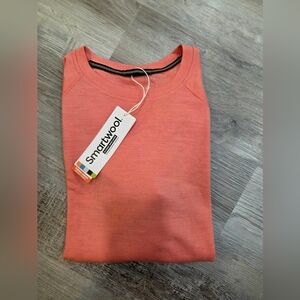 Smartwool Women’s Merino Base Layer Crew Top -Sunset Coral Heather Size M